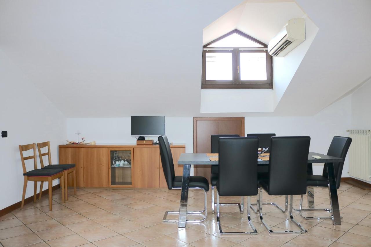 Lovely Apartment Near Canal - Via Foscolo Corsico Exterior photo